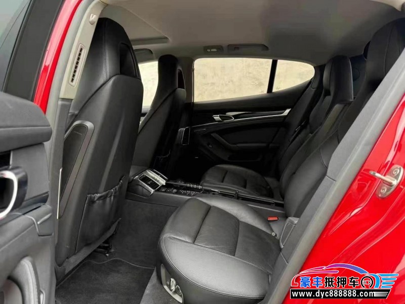 13年保时捷帕纳梅拉轿车抵押车出售