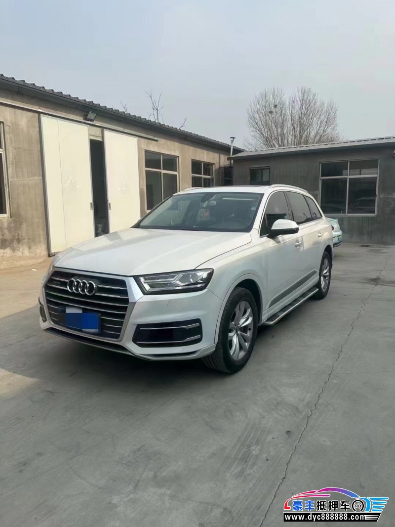 16年奥迪Q7轿车抵押车出售