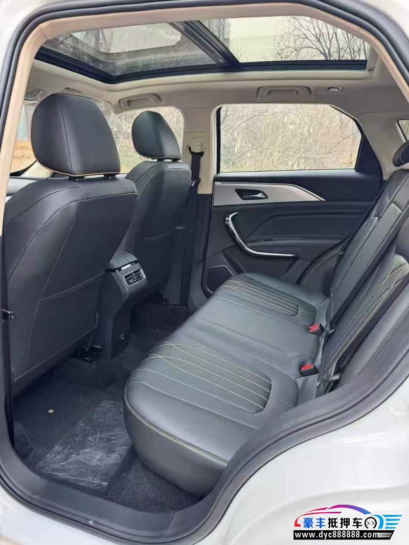 25年奔腾T77轿车抵押车出售