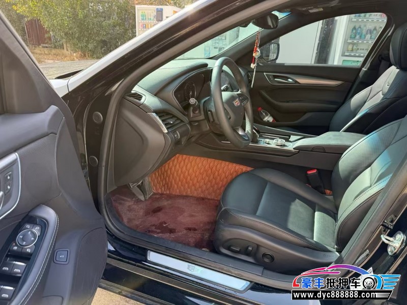 22年凯迪拉克CT5轿车抵押车出售