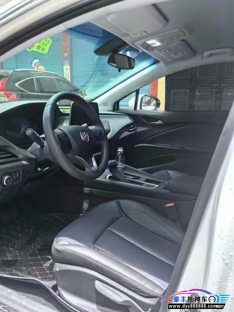 23年别克微蓝轿车抵押车出售