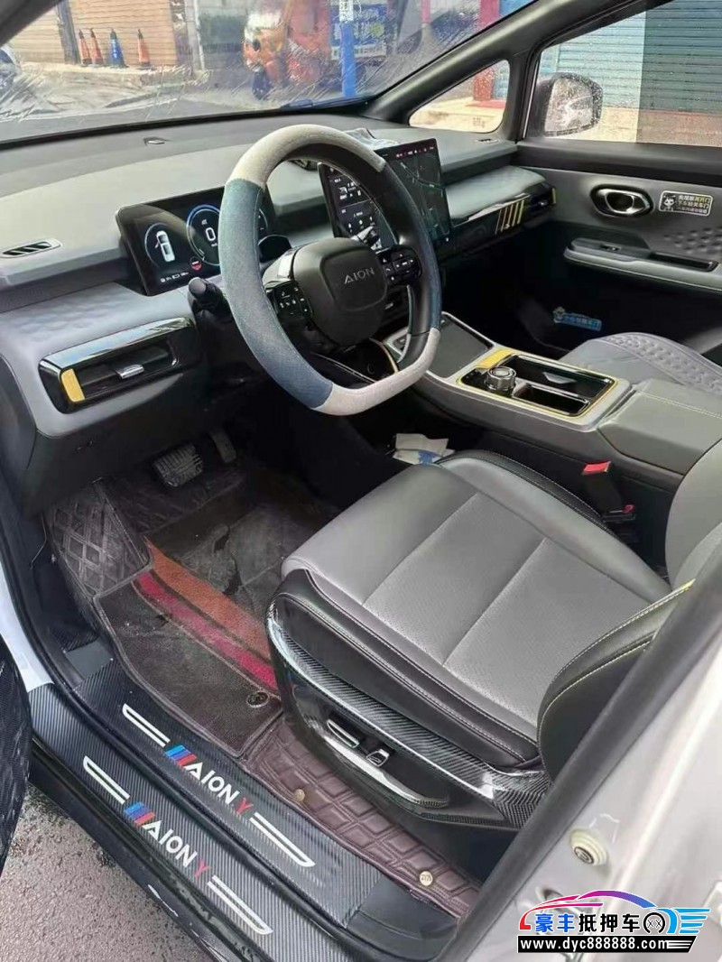 21年埃安Y70轿车抵押车出售