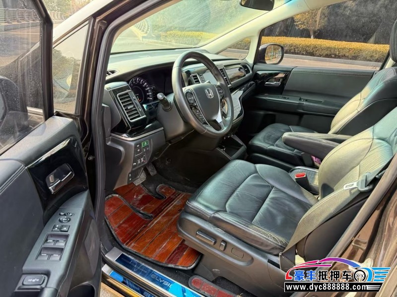 19年本田艾力绅轿车抵押车出售