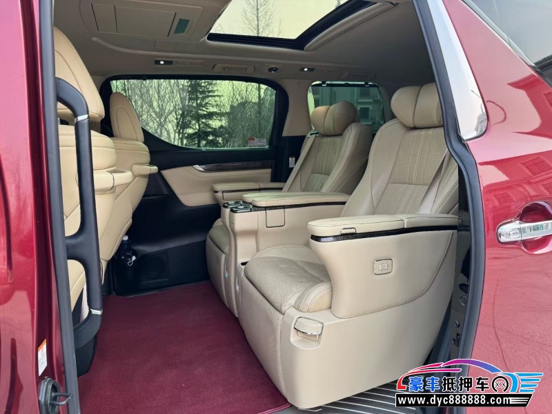 20年丰田埃尔法轿车抵押车出售