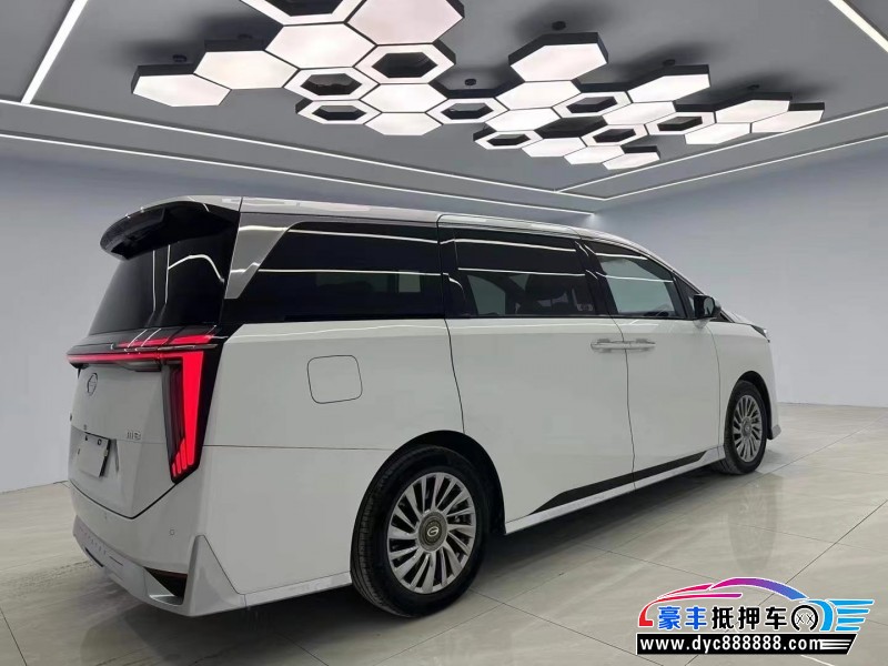 24年传祺M8轿车抵押车出售