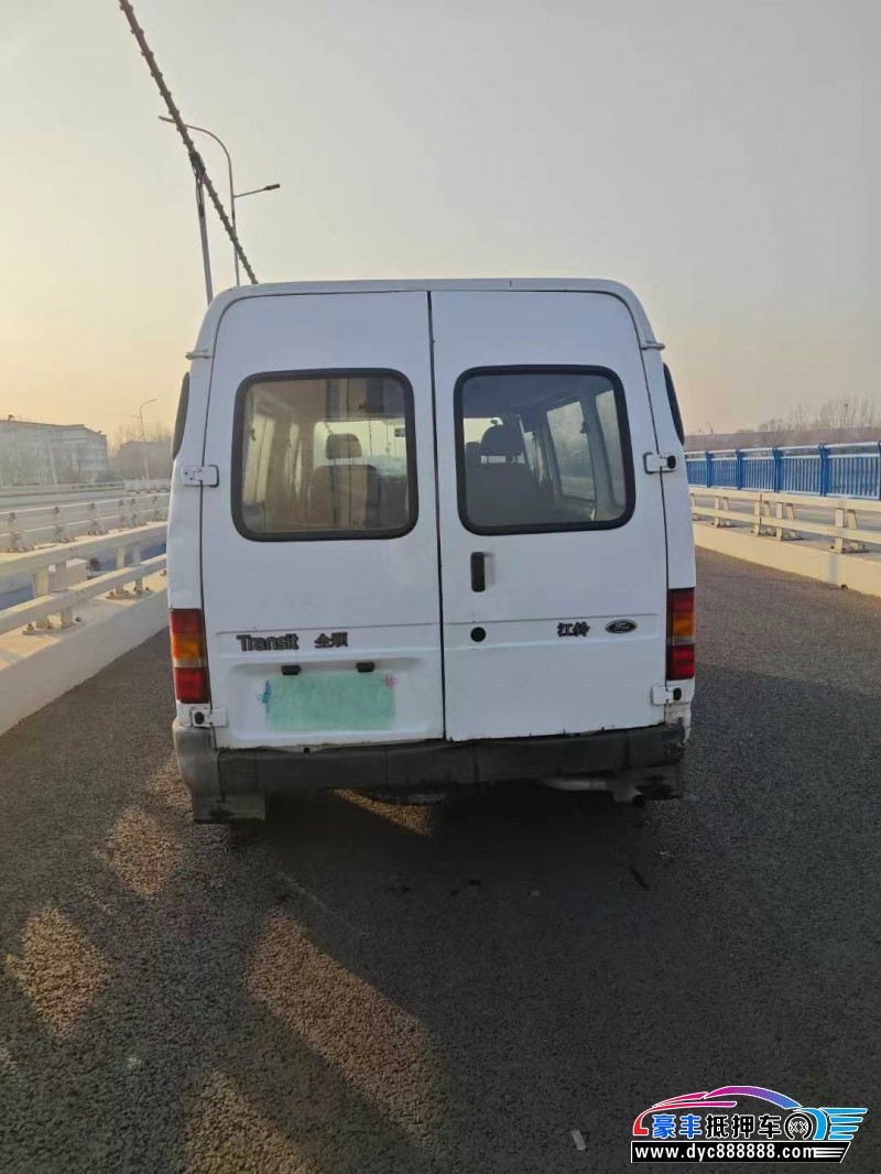 16年福特全顺轿车抵押车出售