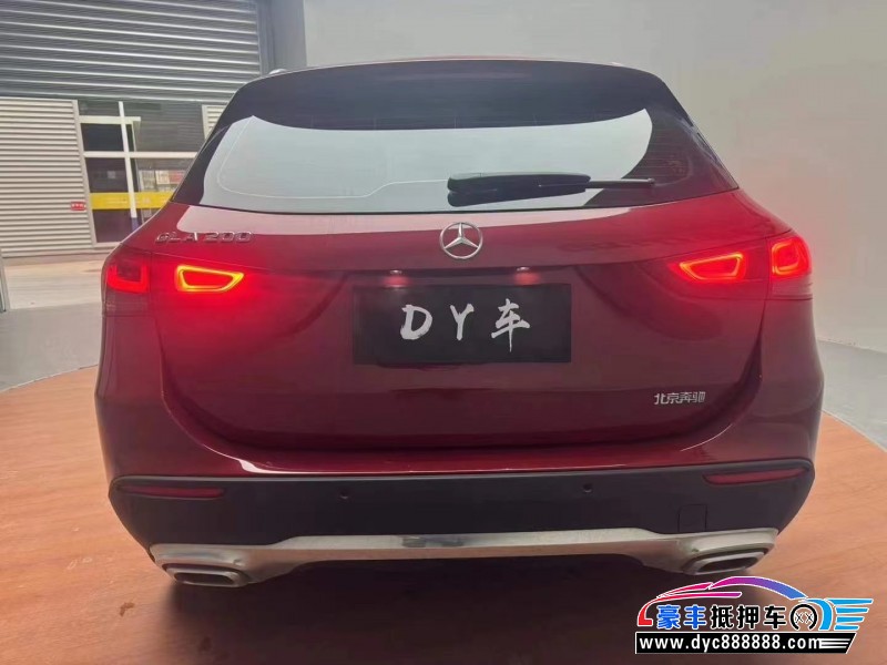 22年奔驰GLA轿车抵押车出售