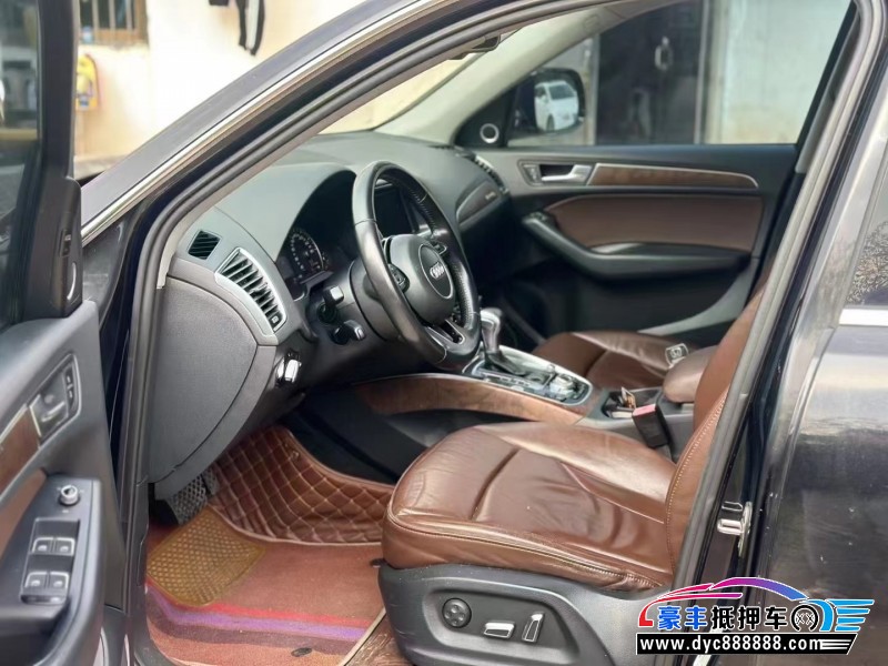 15年奥迪Q5轿车抵押车出售