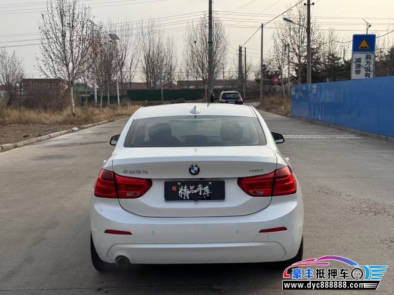 18年宝马1系轿车抵押车出售