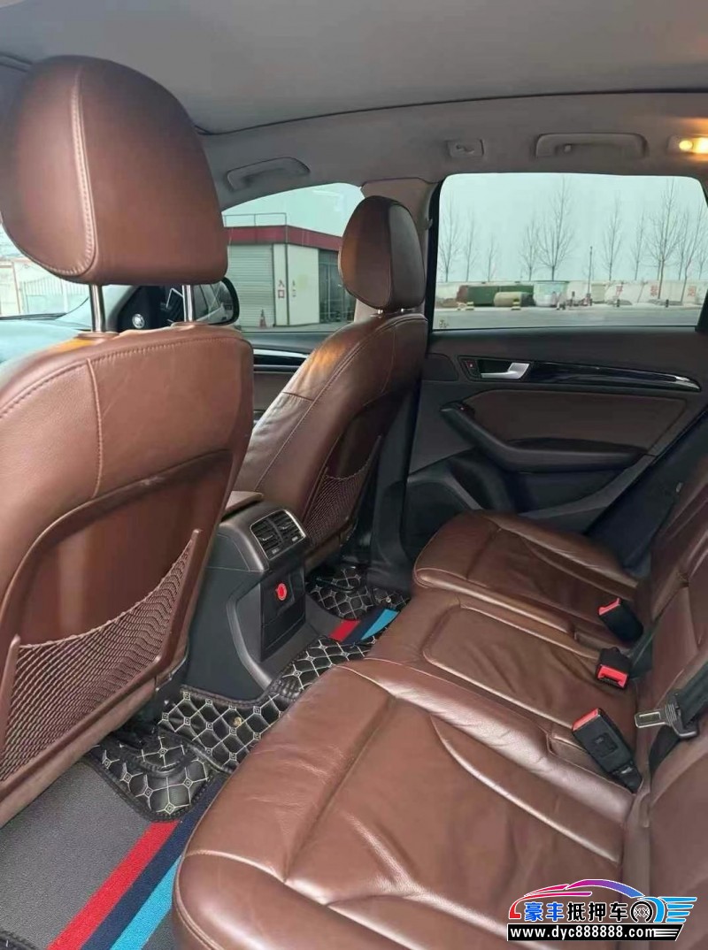 15年奥迪Q5轿车抵押车出售