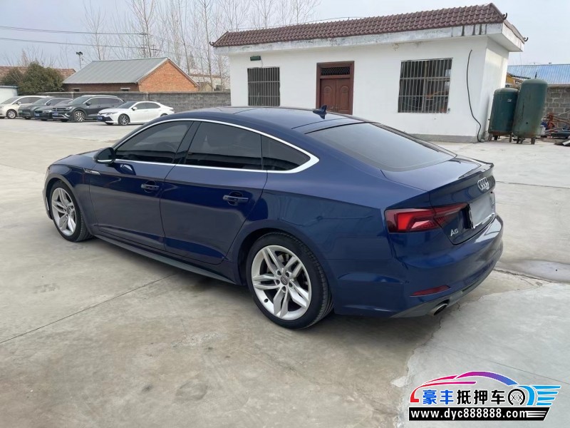 18年奥迪A5轿车抵押车出售