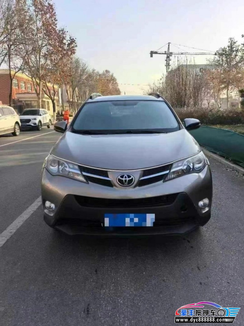 14年丰田RAV4轿车抵押车出售