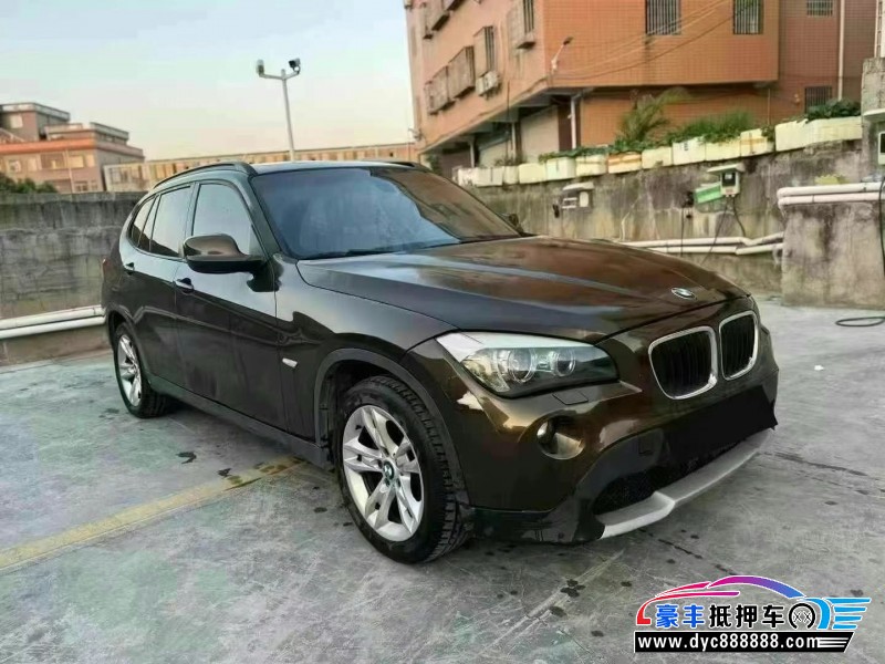 12年宝马X1轿车抵押车出售