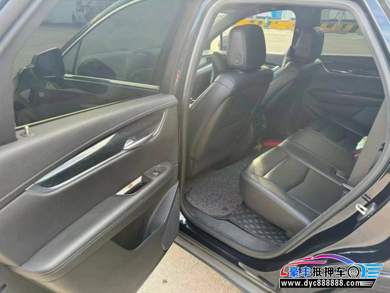 21年凯迪拉克XT5轿车抵押车出售