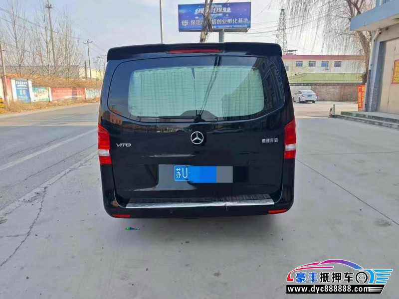 19年奔驰威霆轿车抵押车出售