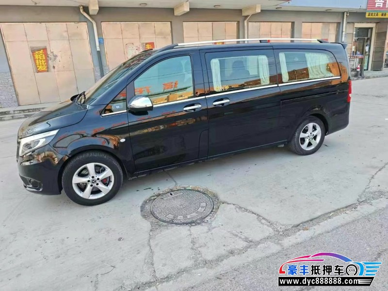 19年奔驰威霆轿车抵押车出售