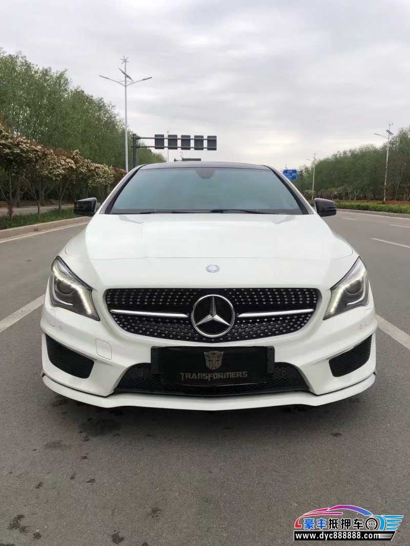 15年奔驰CLA轿车抵押车出售