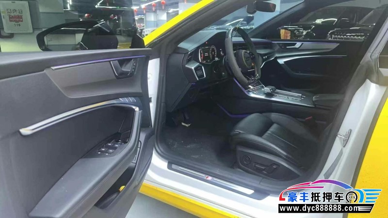 21年奥迪A7轿车抵押车出售