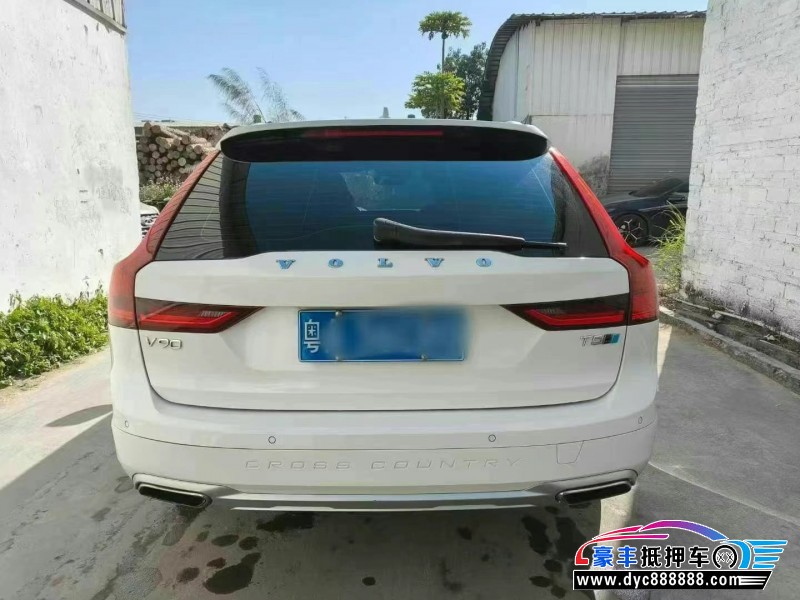 17年沃尔沃v90轿车抵押车出售
