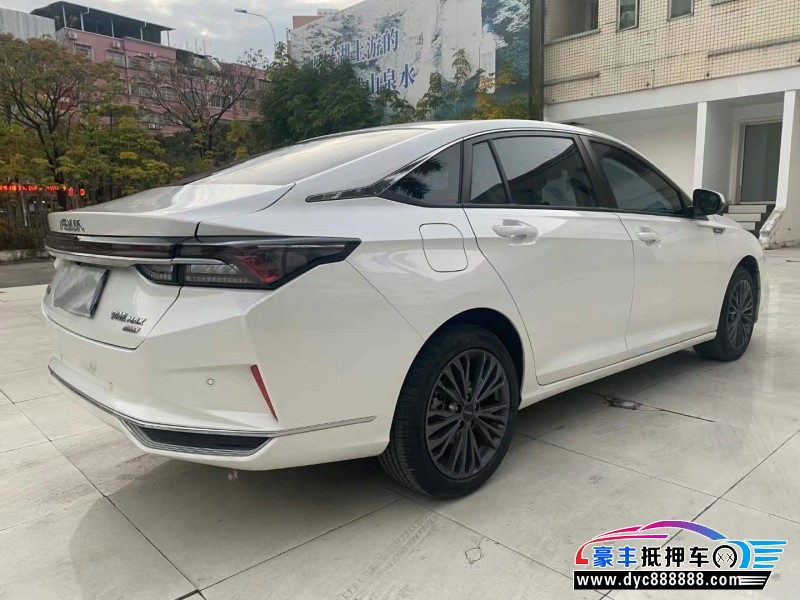 22年东风风神奕炫轿车抵押车出售