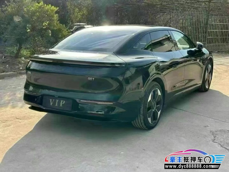 24年极氪007轿车抵押车出售
