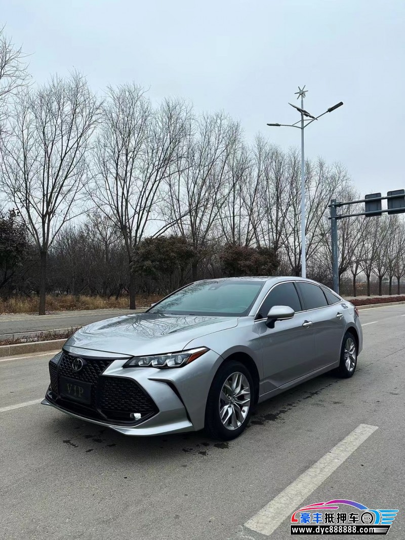 22年丰田亚洲龙轿车抵押车出售