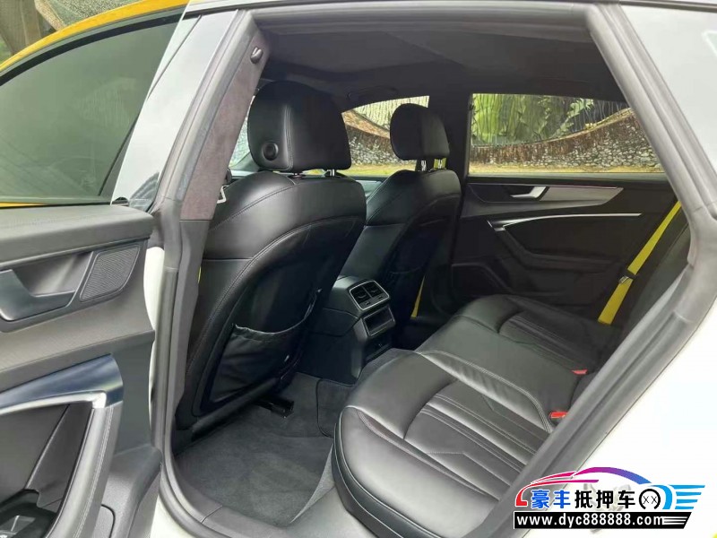 21年奥迪A7轿车抵押车出售