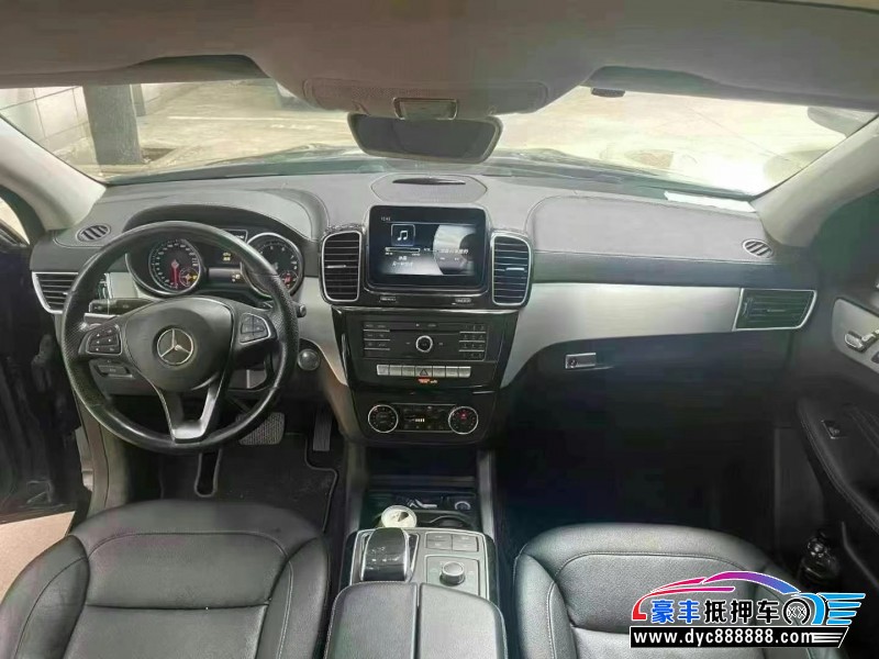 17年奔驰GLE轿车抵押车出售