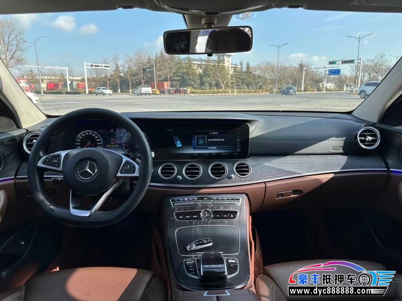 18年奔驰E轿车抵押车出售