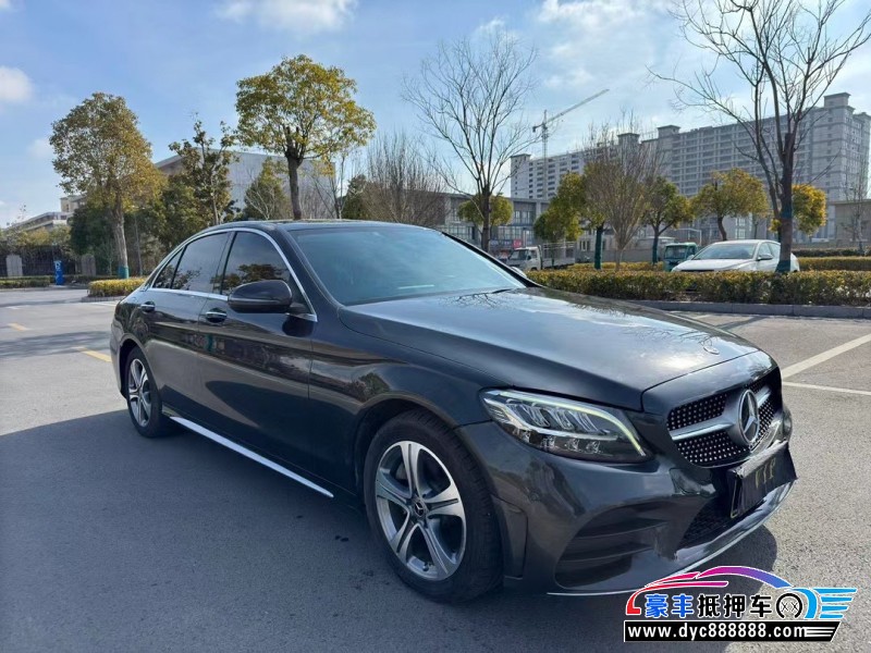 21年奔驰C轿车抵押车出售