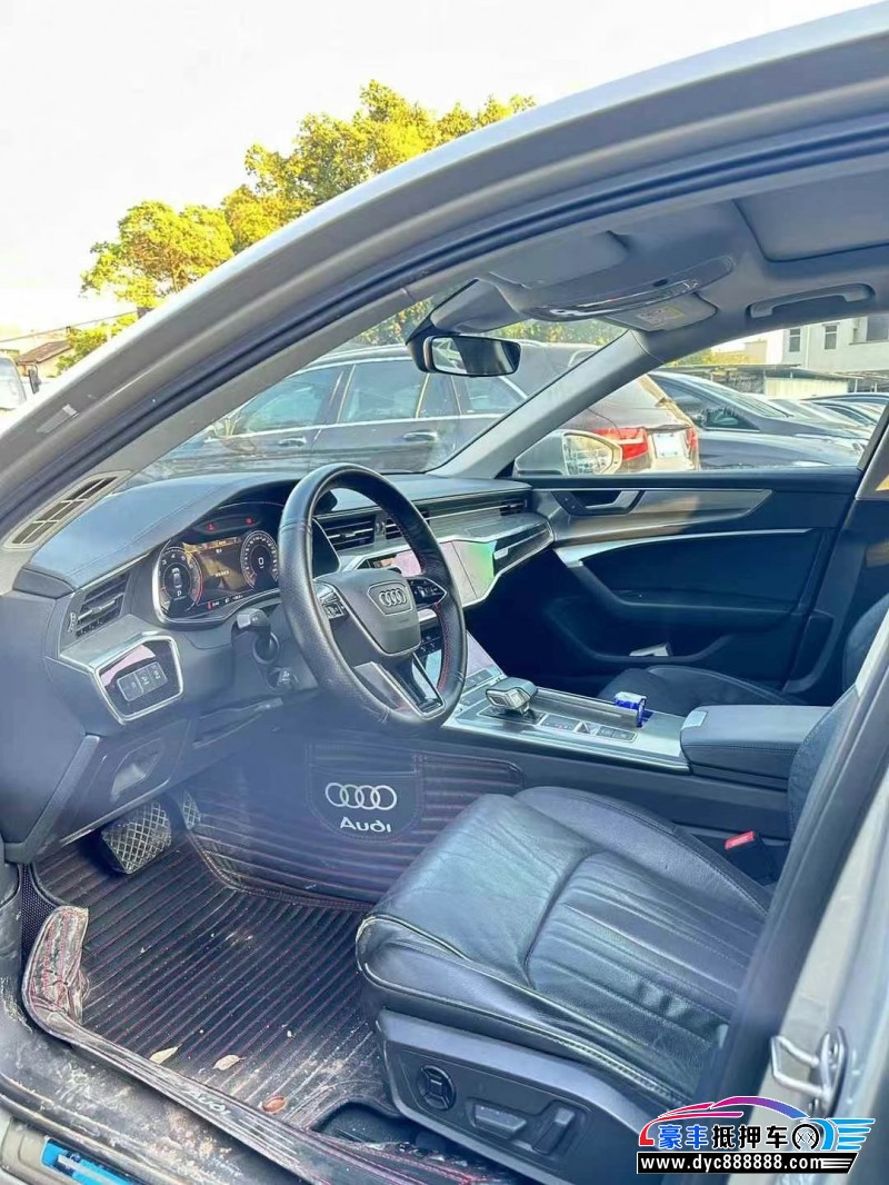 19年奥迪A6轿车抵押车出售