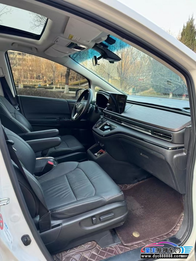 22年本田奥德赛轿车抵押车出售