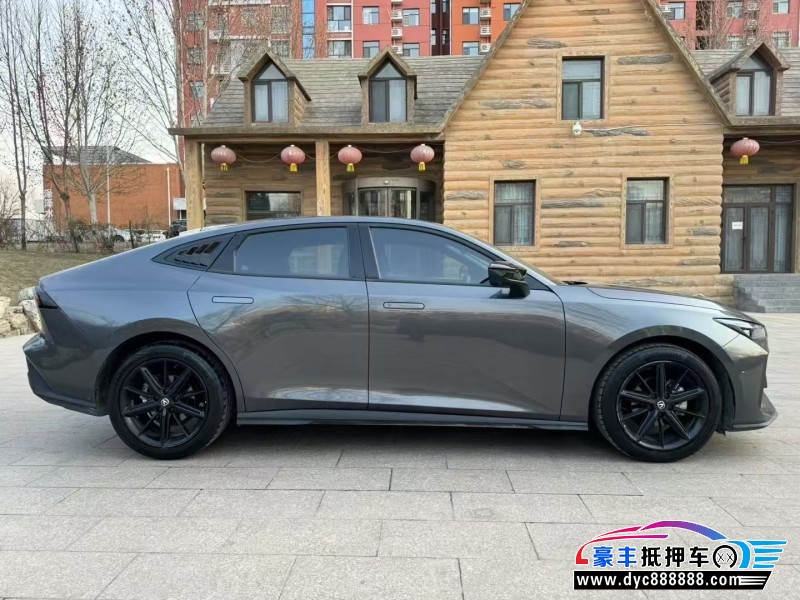 24年长安长安UNI轿车抵押车出售