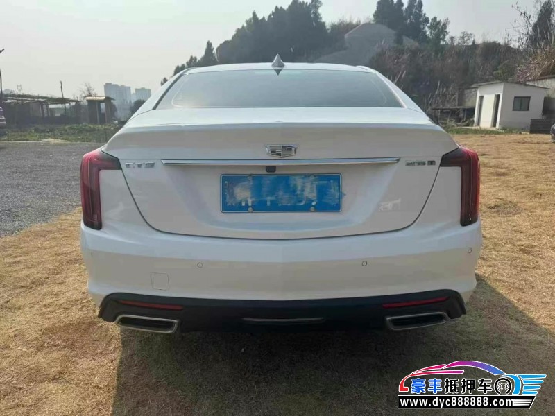 22年凯迪拉克CT5轿车抵押车出售