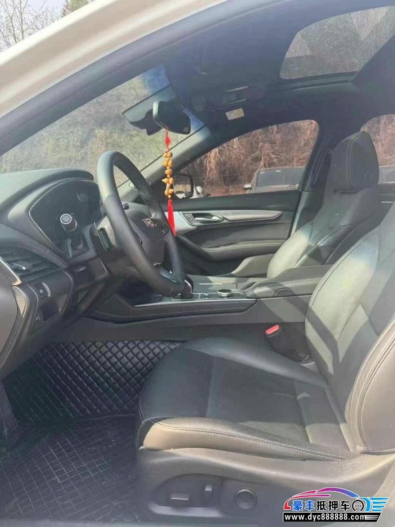 22年凯迪拉克CT5轿车抵押车出售