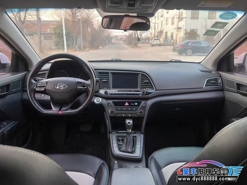 19年现代领动轿车抵押车出售