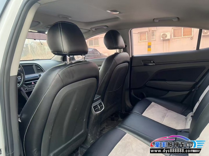 19年现代领动轿车抵押车出售