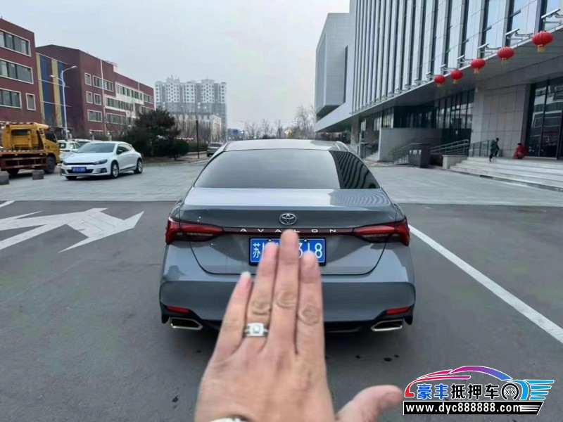 20年丰田亚洲龙轿车抵押车出售