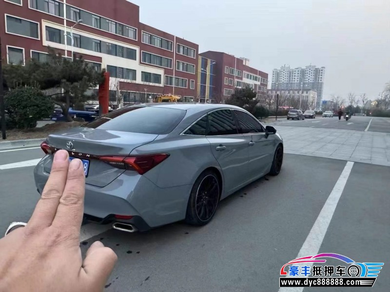 20年丰田亚洲龙轿车抵押车出售