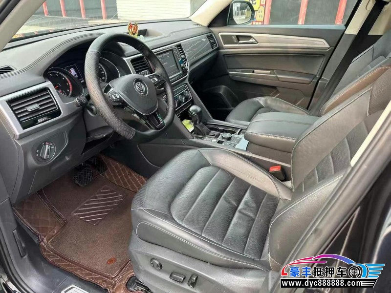 17年大众途昂轿车抵押车出售