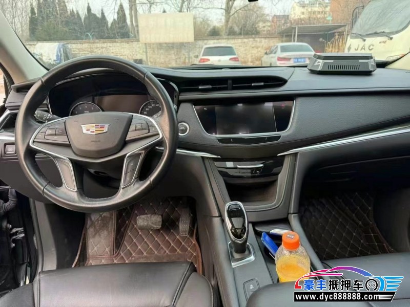 18年凯迪拉克XT5轿车抵押车出售