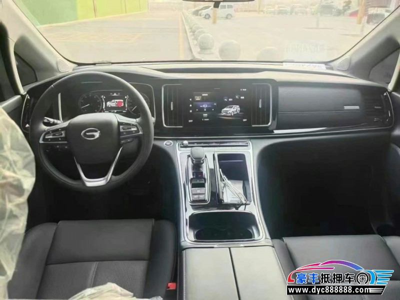 25年传祺M8轿车抵押车出售