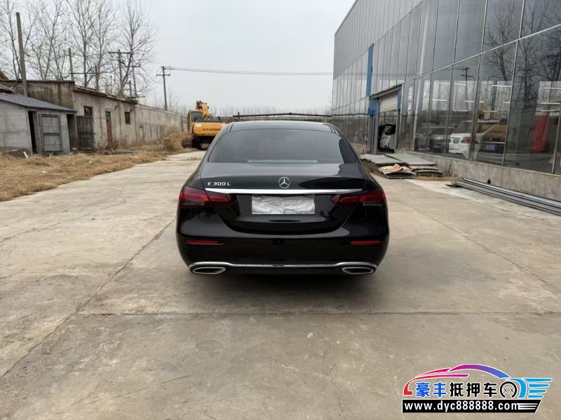 23年奔驰E轿车抵押车出售