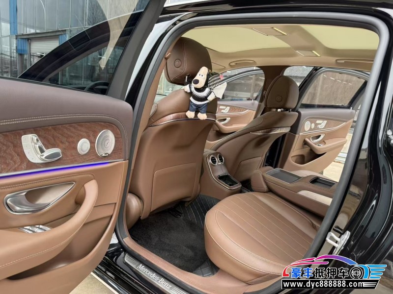 23年奔驰E轿车抵押车出售