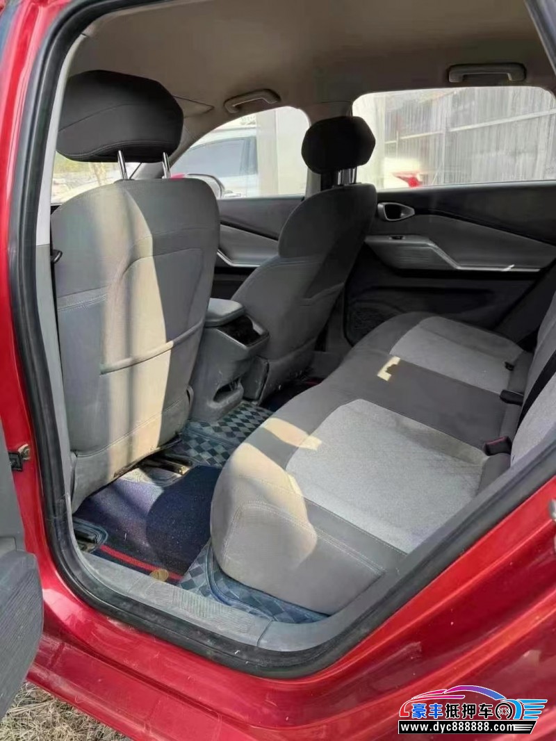 21年宝骏RC5轿车抵押车出售