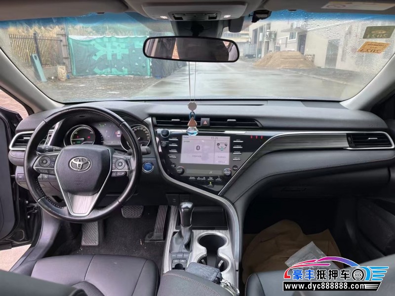 19年丰田凯美瑞轿车抵押车出售