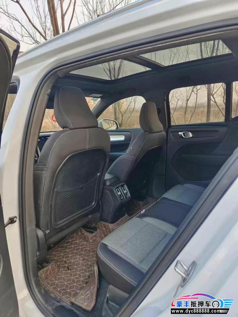 23年沃尔沃XC40轿车抵押车出售