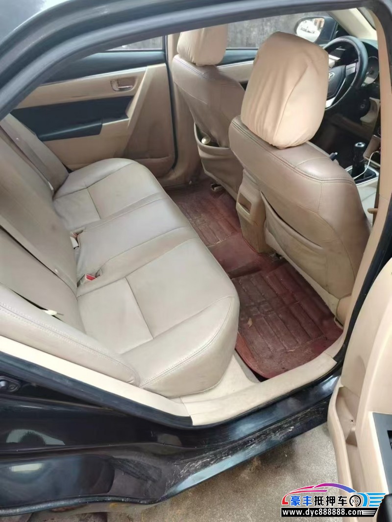 15年丰田卡罗拉轿车抵押车出售