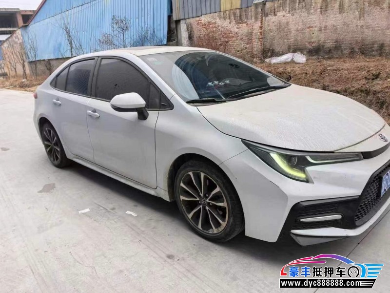 21年丰田雷凌轿车抵押车出售