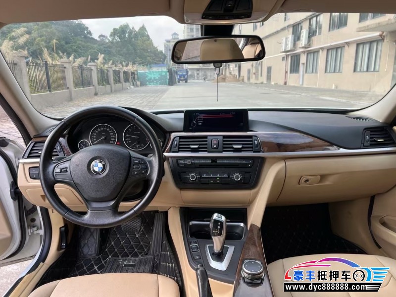 12年宝马3系轿车抵押车出售